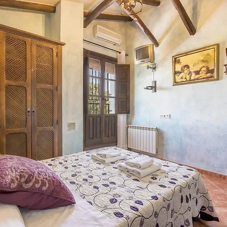 Country house Cortijo Chorreras Illora *