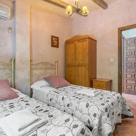 Country house Cortijo Chorreras Illora *